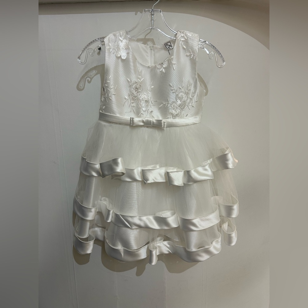 Elegant White Floral Kids Dress